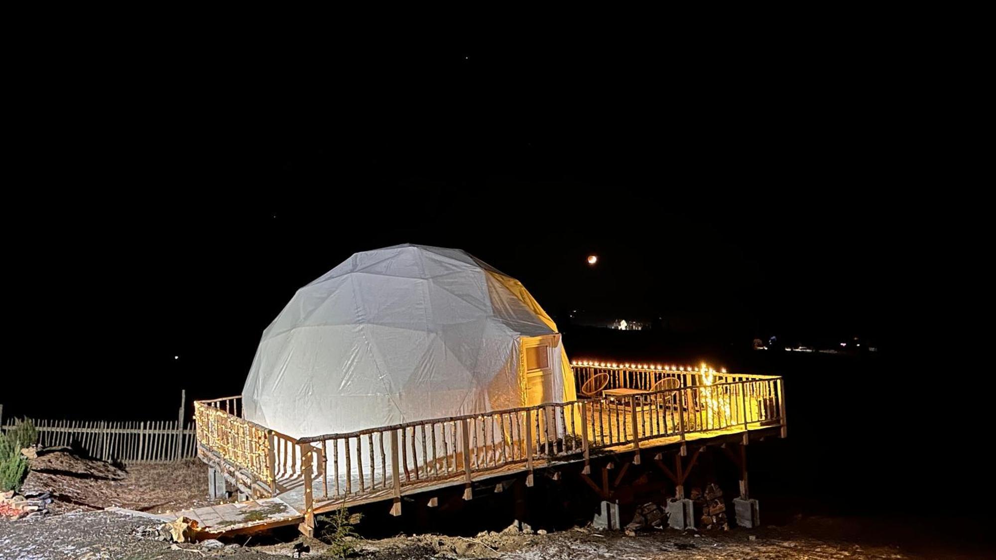 Dorna Iglu Luxury Glamping Resort Dorna Cindrenilor Exterior photo